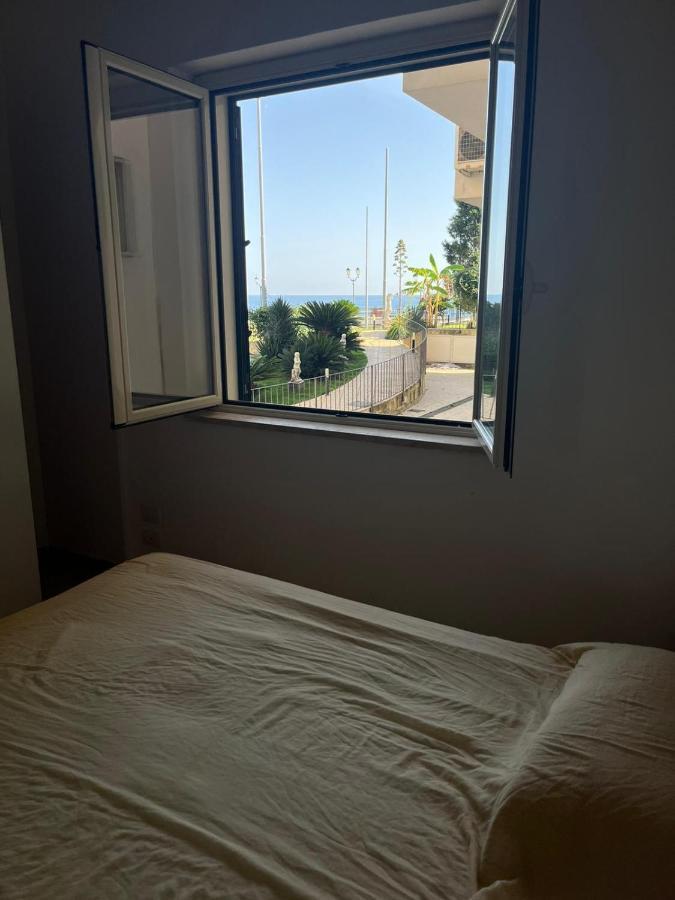 锡代诺滨海Bilocale Vista Mare Sul Lungomare公寓 外观 照片